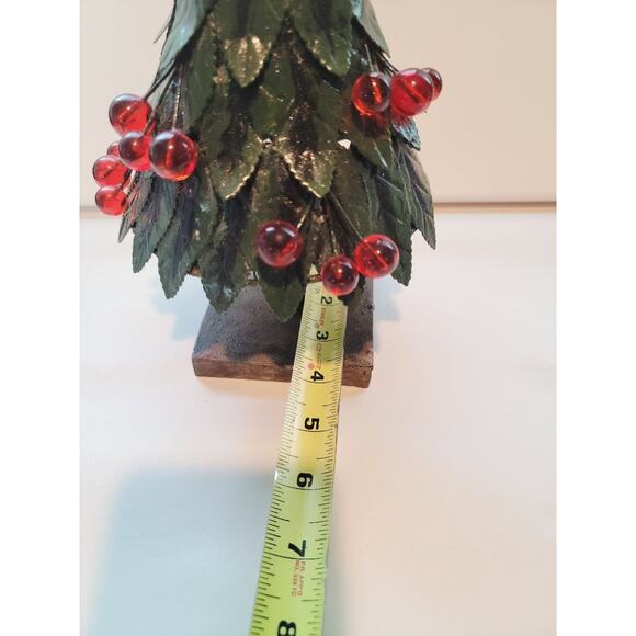 VTG Tabletop Metal Christmas Tree Holly Berries Star Rustic Weighted 14" Green - Picture 11 of 11